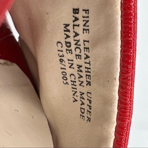 Ann Marino Red Leather Block Heel Slide Sandals Size 9 1/2 Women’s - Picture 11 of 11